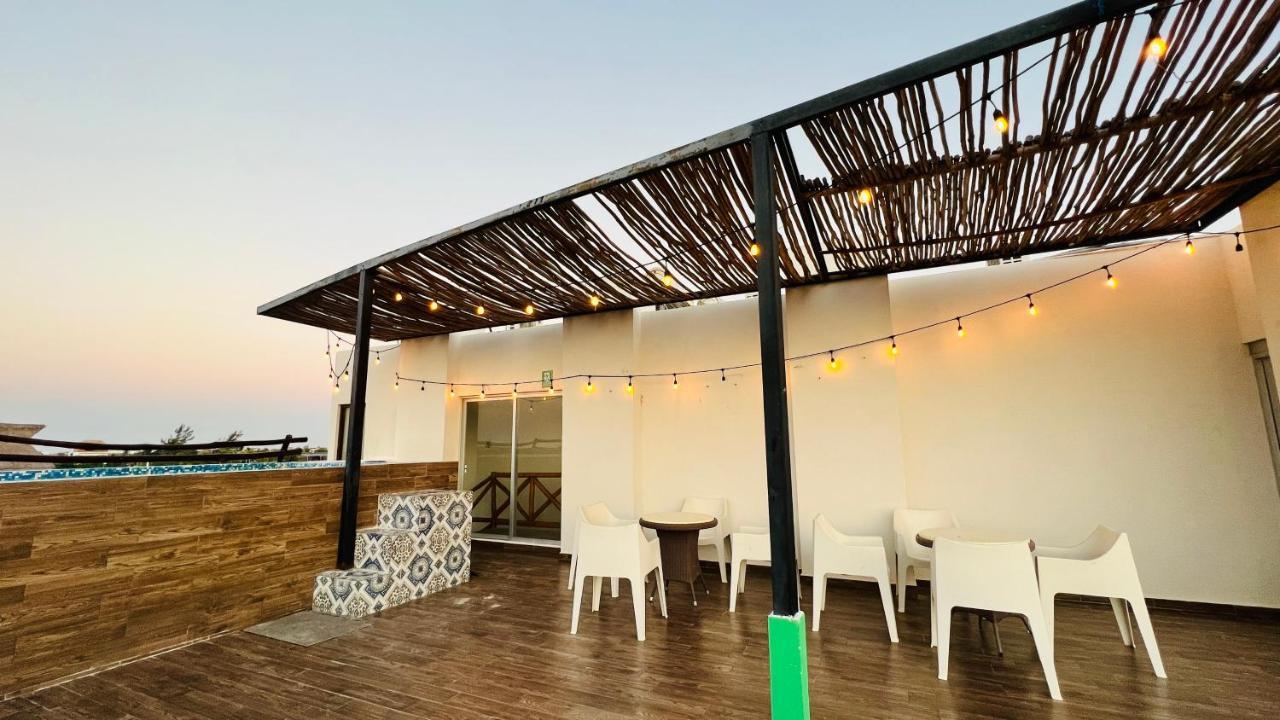 Hotel Mayari Holbox Luaran gambar Rooftop bar at the hotel
