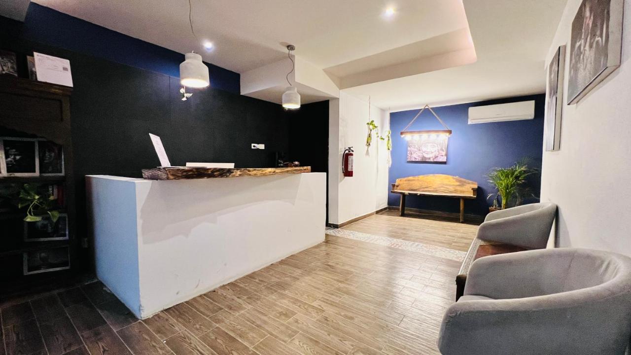 Hotel Mayari Holbox Luaran gambar Reception area